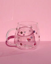 Load image into Gallery viewer, Rose Gold Mini Daisy Glass Mug
